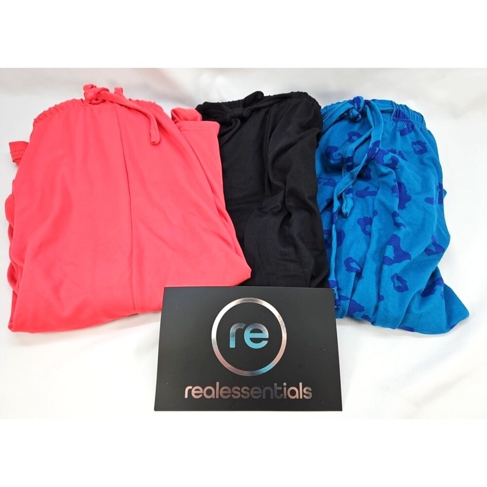 Real Essentials 3 Pack: Women's 1x Pajamas Shorts Sleep Lounge Comfy NIOB